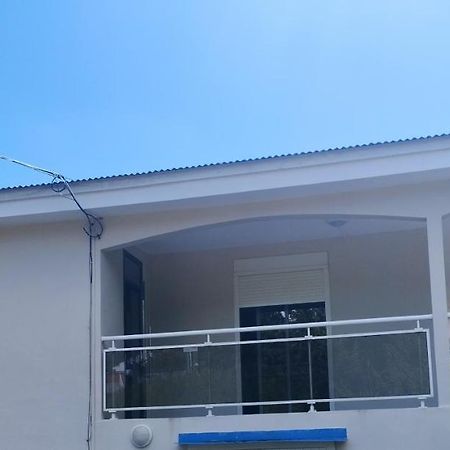 Villa Jaguar Ле-Гозье Экстерьер фото